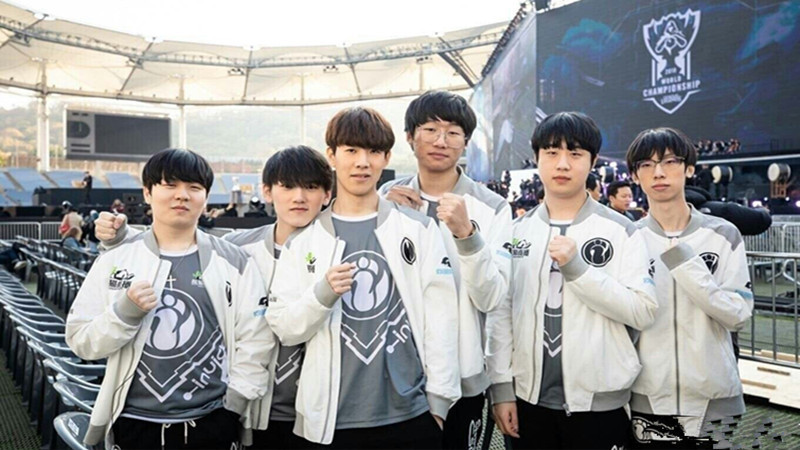 LPL裁判报告：ppgod和Xiaohu因提前退出游戏被处罚